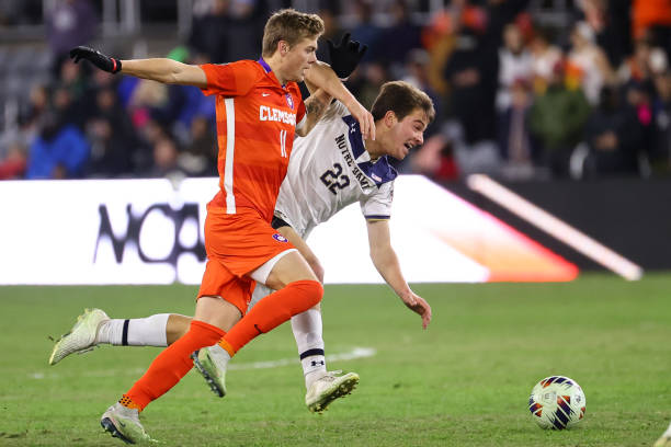 他能够在比 他能够在比