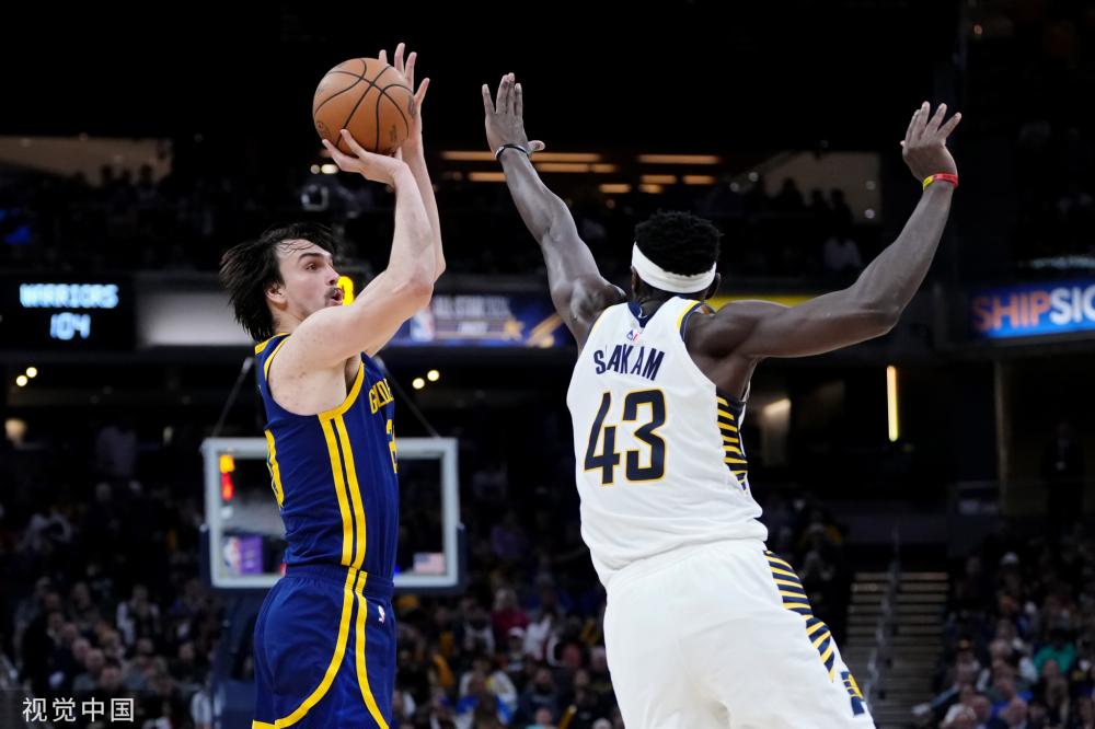 他始终关注 他始终关注